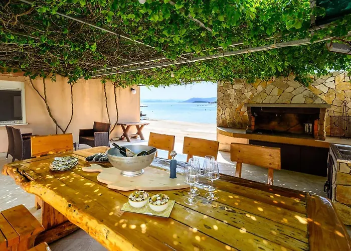 Gorgeous In With House Sea View * סרסר