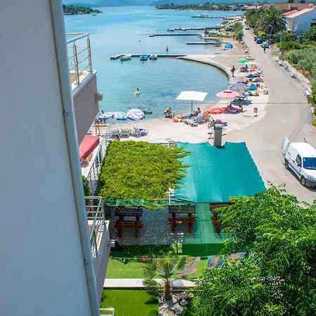 Gorgeous In With House Sea View Appartamento Sreser